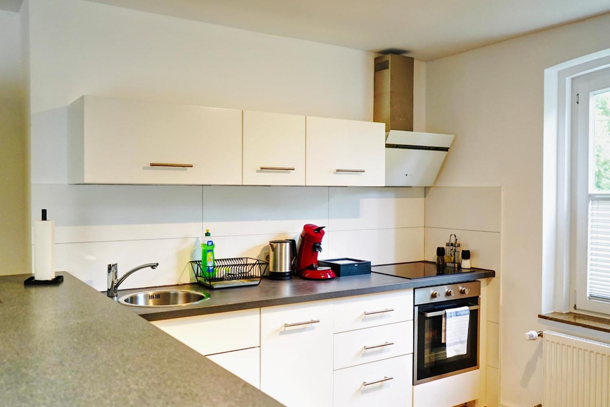 Stilvolles Apartment In Stadtnaehe-Parkplatz- 4 Personen- Balkon Wolfsburg Ngoại thất bức ảnh