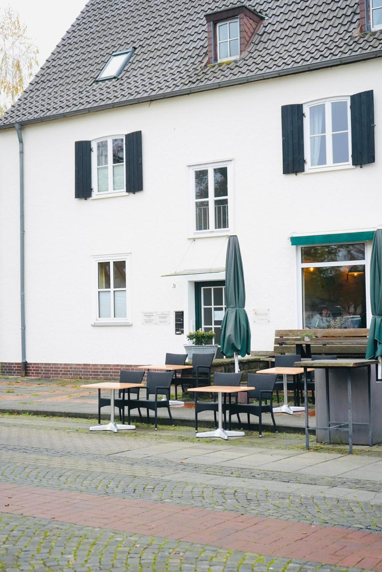 Stilvolles Apartment In Stadtnaehe-Parkplatz- 4 Personen- Balkon Wolfsburg Ngoại thất bức ảnh